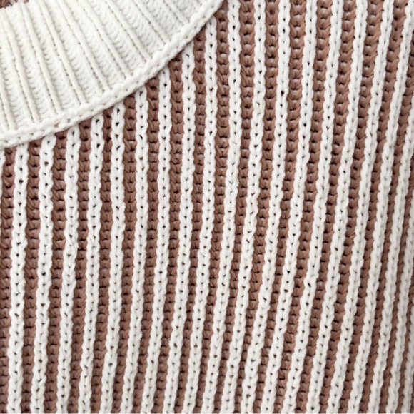 ❣️AERIE Beyond Chenille Sweater Sz M - Picture 3 of 12